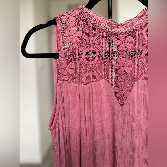 Flowy Dress - Picture 2 of 4